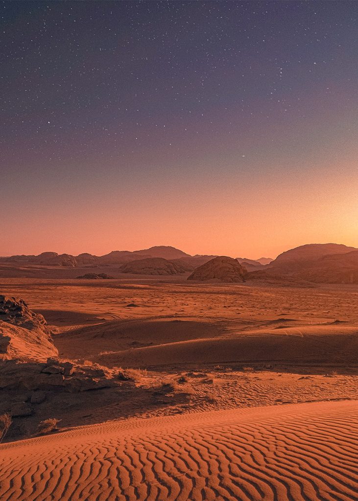 Tramonto sul deserto del Wadi Rum (Giordania) usato nel nuovo film di Dune. Foto nell'articolo del blog di viaggi dedicato al pop-culture tourism 'Nerd in Spalla'.