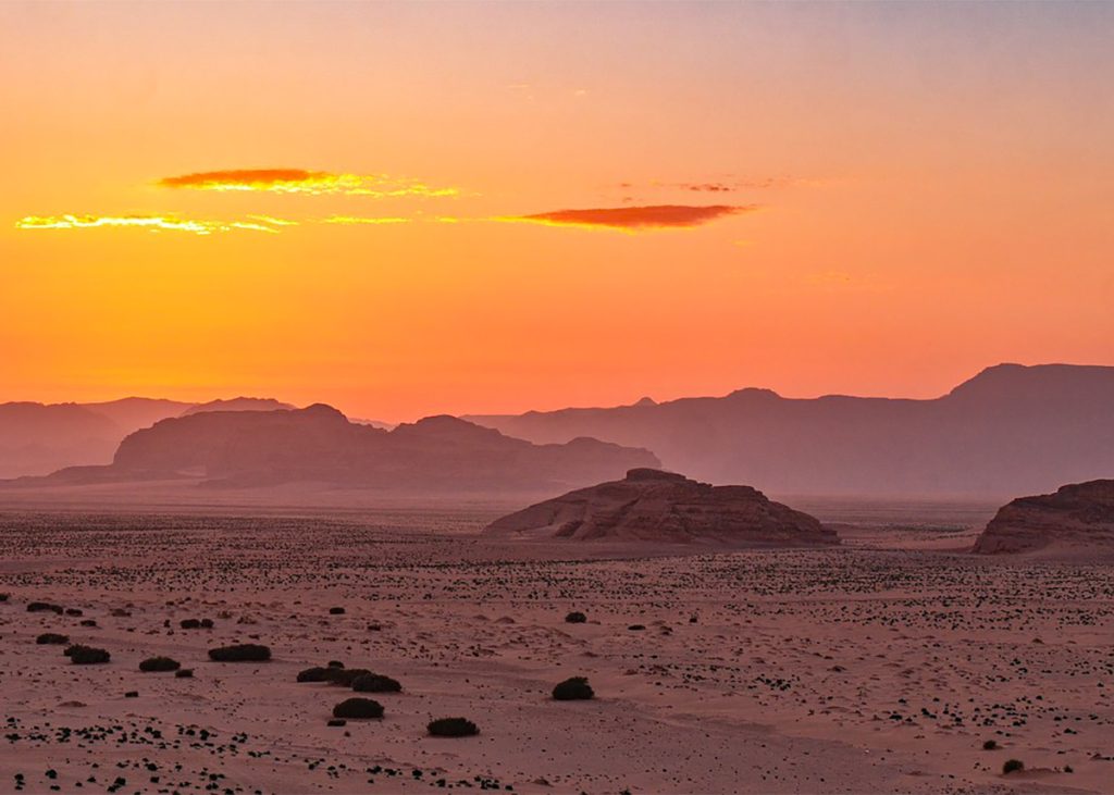 Il deserto del Wadi Rum (Giordania) usato nel film di Dune di Villeneuve. Foto nell'articolo del blog di viaggi dedicato al pop-culture tourism 'Nerd in Spalla'.