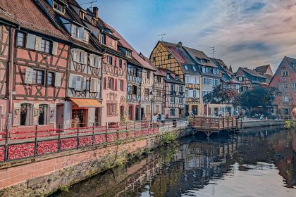 Canali a Colmar in Francia. Foto sul blog di viaggi "Nerd in Spalla: viaggiatori poco seri"