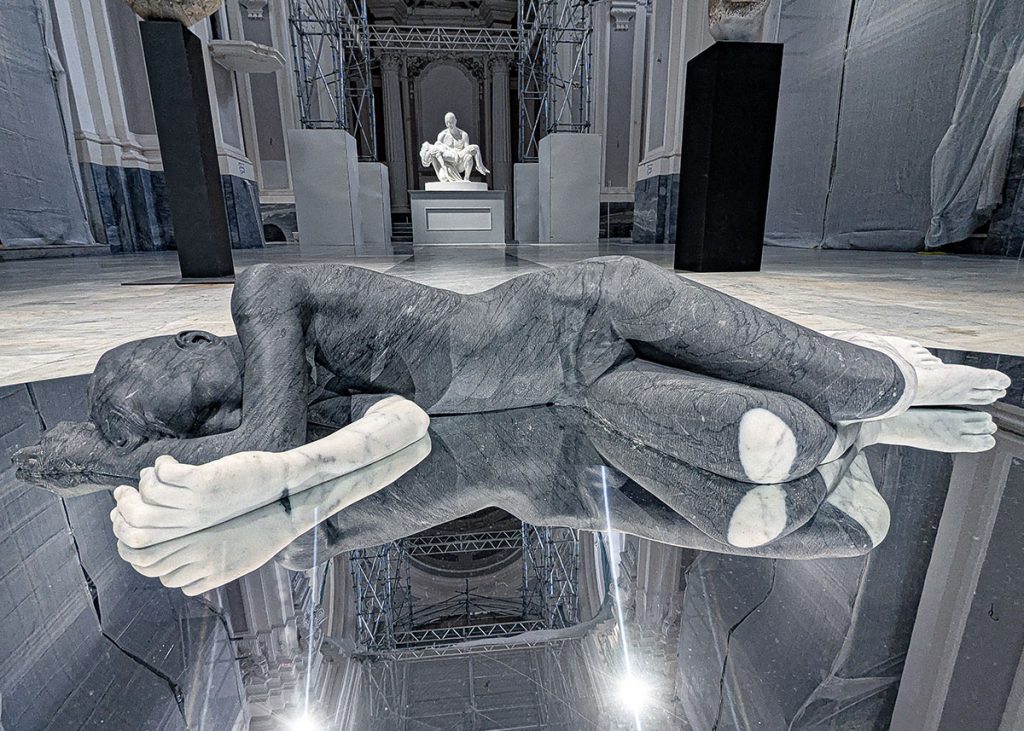 "Marmo italiano" allo Jago Museum nel rione Sanità di Napoli. Foto sul blog di viaggi "Nerd in Spalla: viaggiatori poco seri".