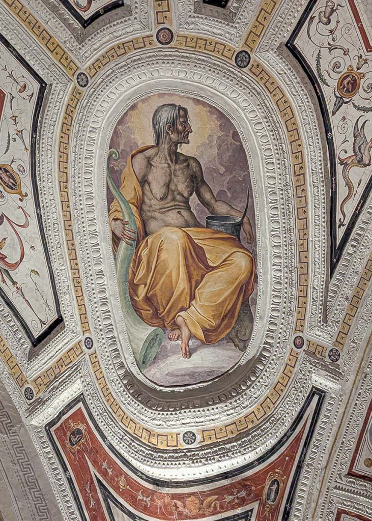 Sagrestia affrescata da Giorgio Vasari (nel dettaglio "La Virtù") a Sant'Anna dei Lombardi a Napoli. Foto sul blog di viaggi "Nerd in Spalla: viaggiatori poco seri".