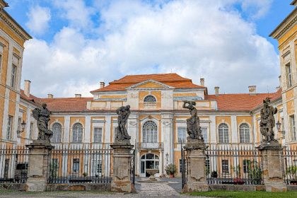 Castello (o palazzo) di Duchcov in Repubblica Ceca. Foto sul blog di viaggi "Nerd in Spalla: viaggiatori poco seri"
