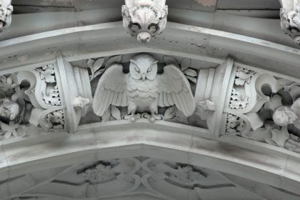 Decorazioni gotiche sul Woolworth Building di New York usato per il Macusa