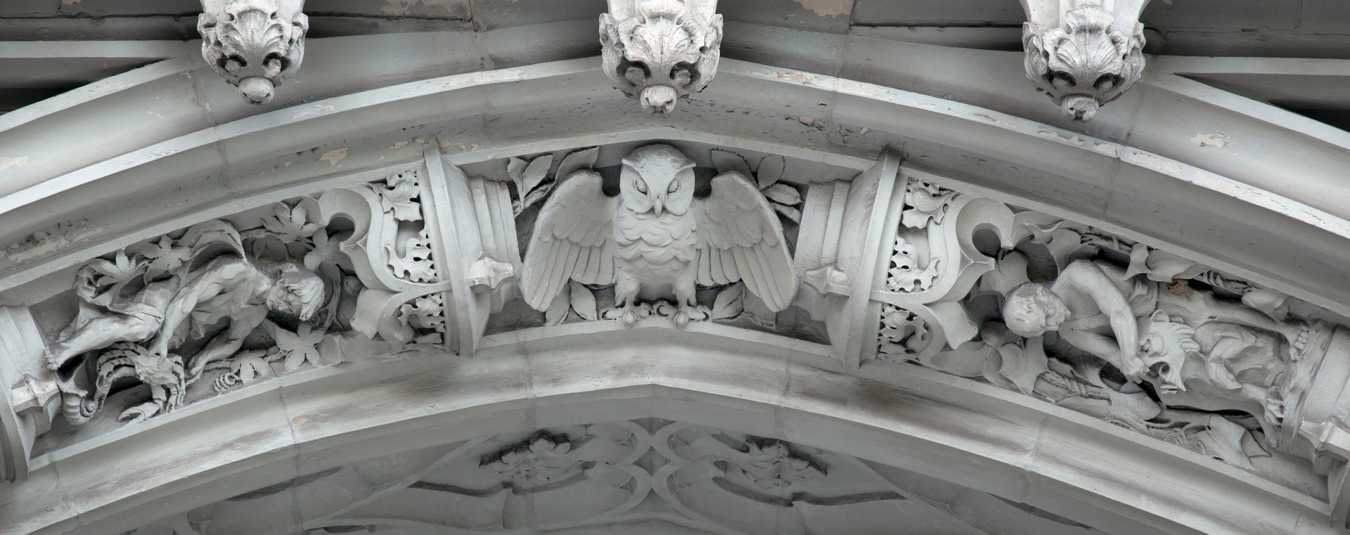 Decorazioni gotiche sul Woolworth Building di New York usato per il Macusa